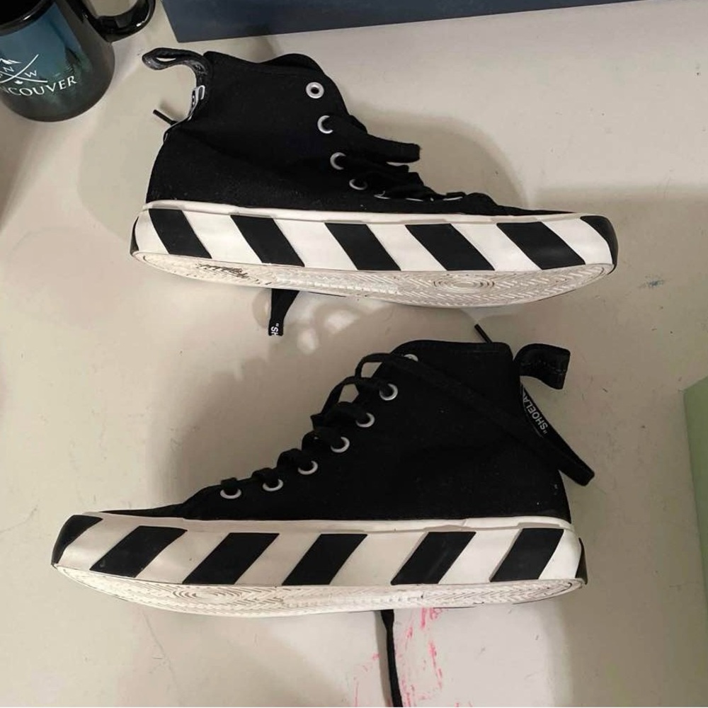 Black and white off white shoes size US 10